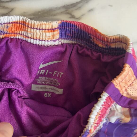 Girls SZ S 5-6 Clothes Lot Outfits Nike Tempo Shorts 2 Pairs, Skort And Tops - Picture 5 of 9